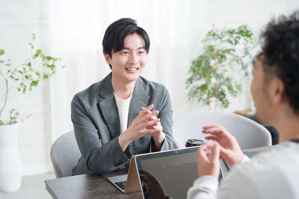 就活が不安な大学1年生は多い！悩んだらキャリア相談も検討しよう