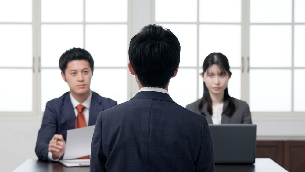 23歳新卒で面接時に年齢を問われたときの回答例文