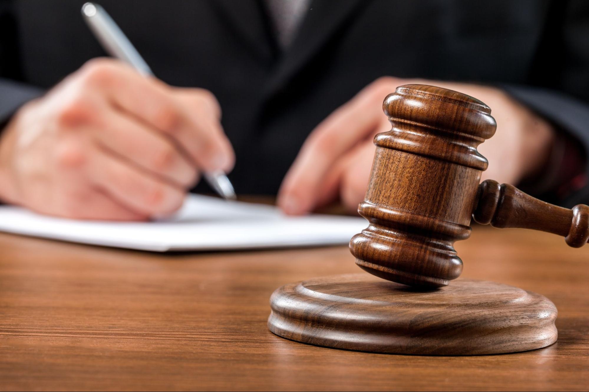内々定の取り消しによる過去の裁判例