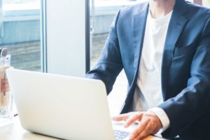 フリーターにおすすめの転職エージェント15選！高卒・30代以降でも正社員を目指せるサービスを紹介