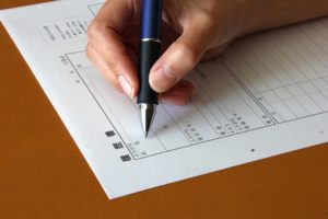 社会人2年目で転職するのはアリ？辞めたい・辛い人必見のメリットやデメリットを徹底解説