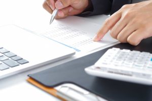 クボタの平均年収は低い？高卒・大卒・院卒の総合職の給料や年代別の給与を調査