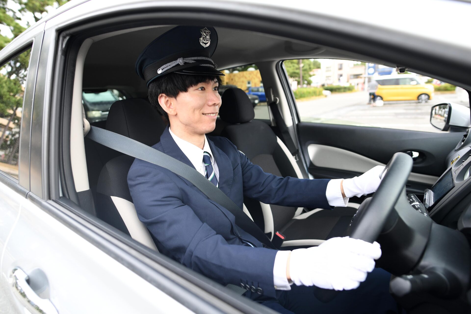 大阪市でタクシードライバーへの転職を考えているなら「P-CHAN TAXI」にご相談を