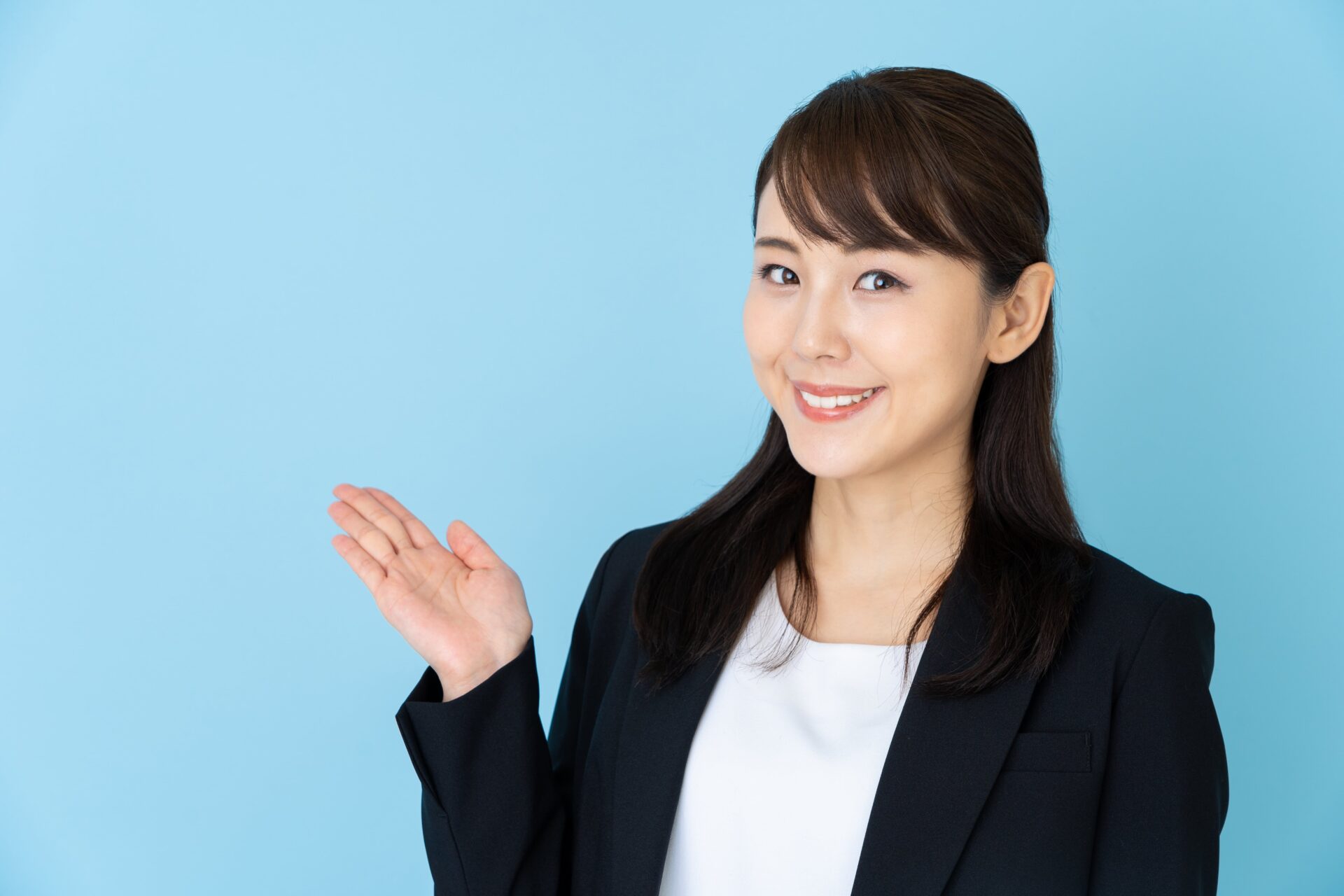 ライドシェアに興味がある人はnewmoをチェックしよう