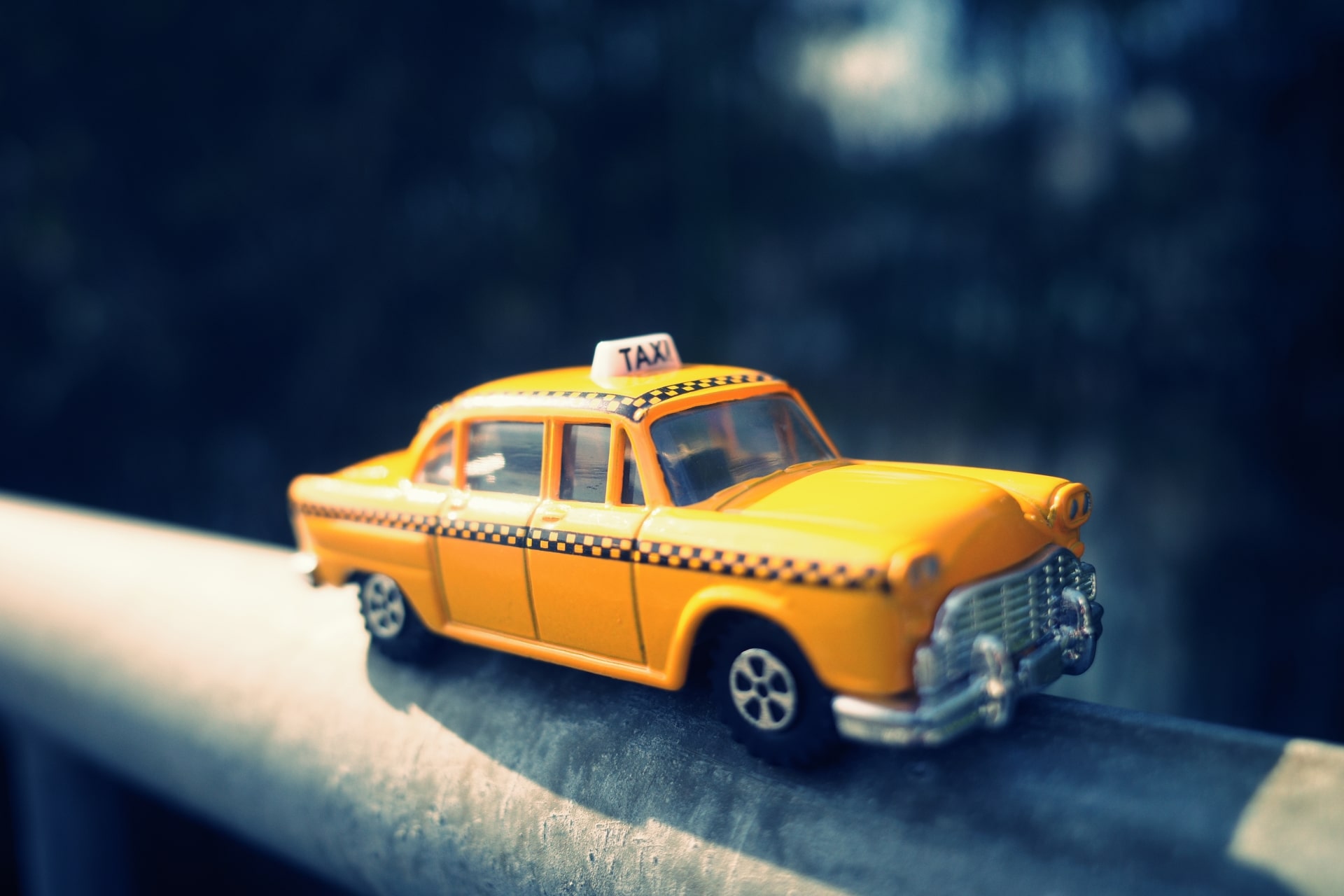 日の丸交通のような稼げるタクシー会社をお探しならP-CHAN TAXIにご相談を