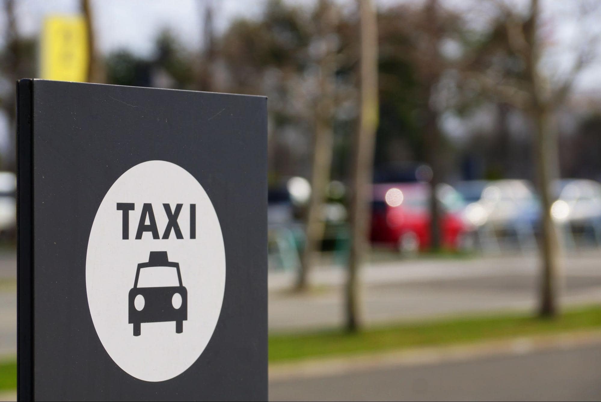 複数のタクシーアプリのクーポンを使ってお得に乗車しよう