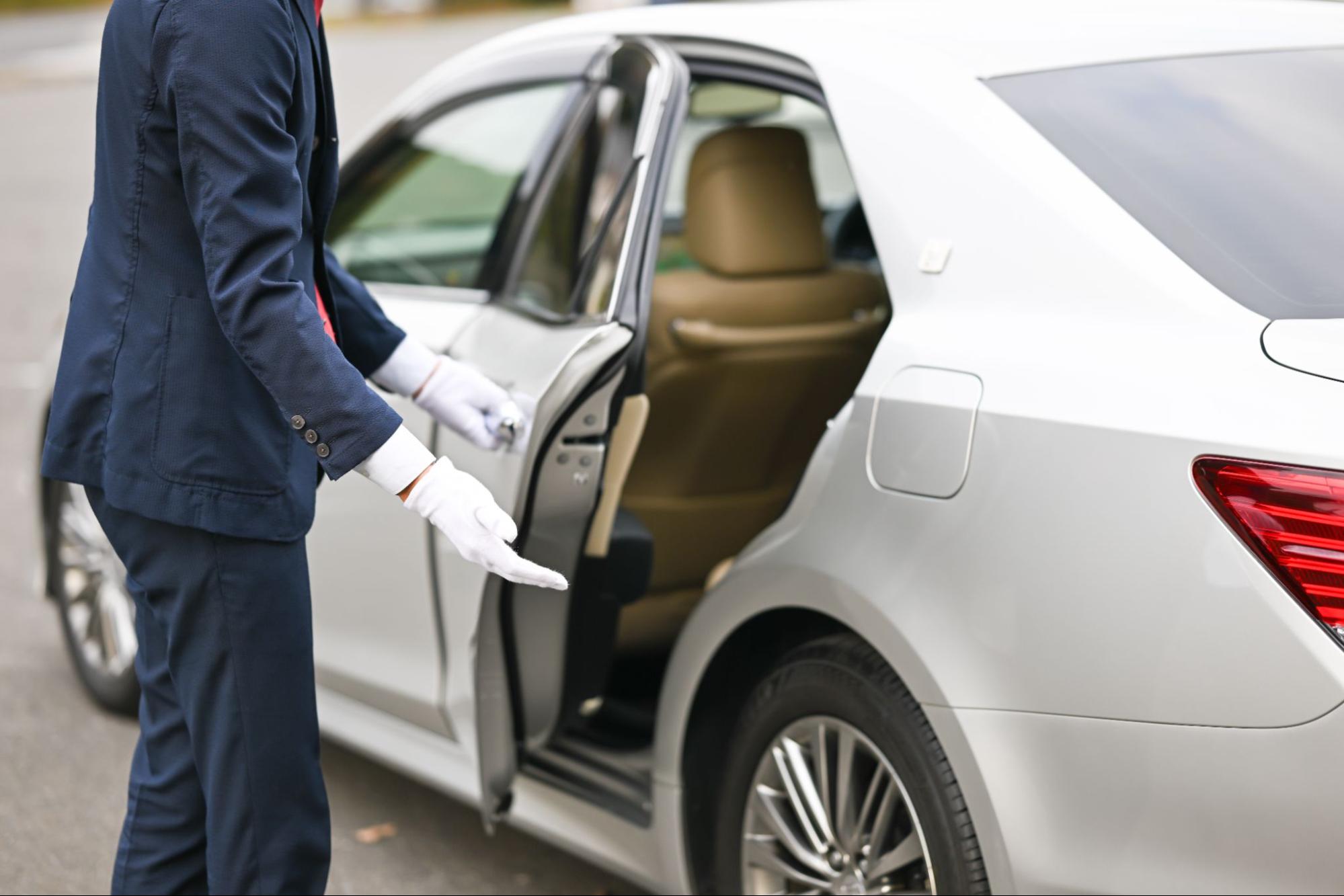 30代でもタクシー運転手に転職できる?メリット・デメリットや転職時のポイントなどを詳しく解説!